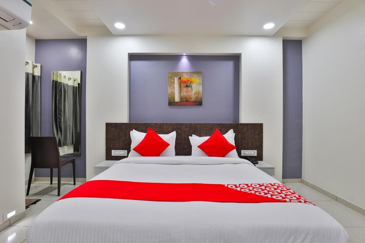 Oyo 23174 Hotel Parth Inn Dwarka  Ngoại thất bức ảnh