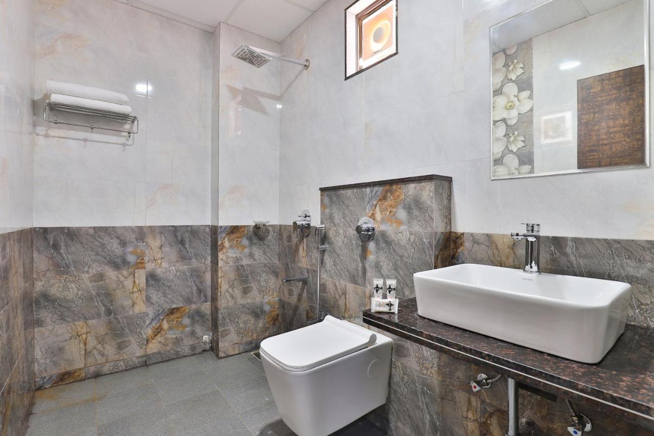 Oyo 23174 Hotel Parth Inn Dwarka  Ngoại thất bức ảnh