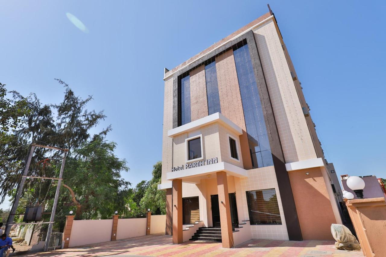 Oyo 23174 Hotel Parth Inn Dwarka  Ngoại thất bức ảnh